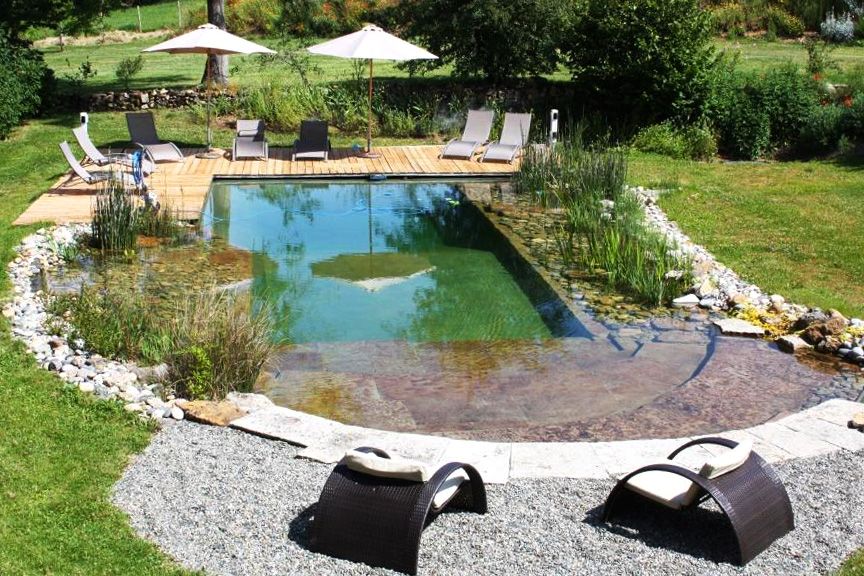 La piscine du gite du lot (46), baignade et farniente...